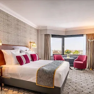 Barsey By Warwick Hotel