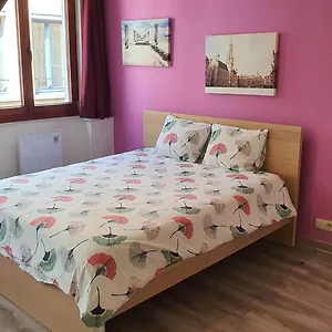 Apartment Chez Esmara Et Philippe Fourche, Brussels
