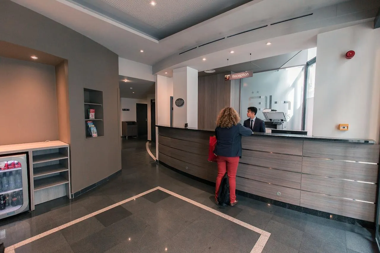 Alma Grand Place Hotel Brussels 3*,